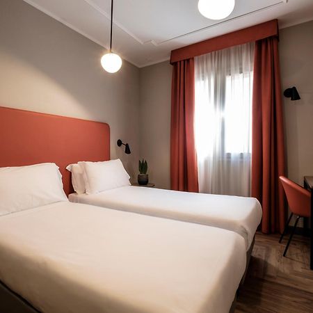 Hotel Lory フォルリ エクステリア 写真